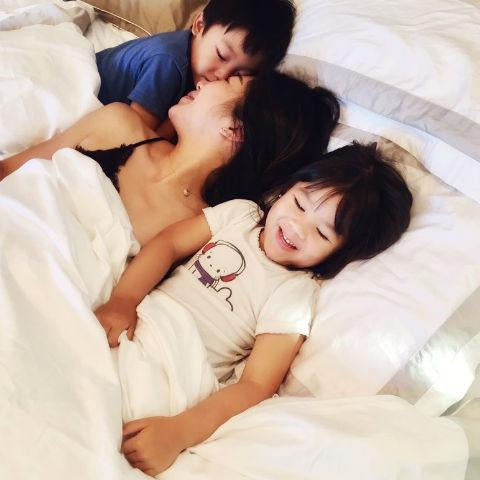 Snuggling on Cloud 9 – Crown Goose Comforter Review by Sheree