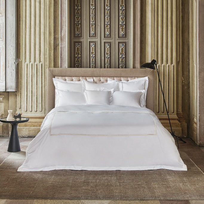 Visoe Collection, Beige