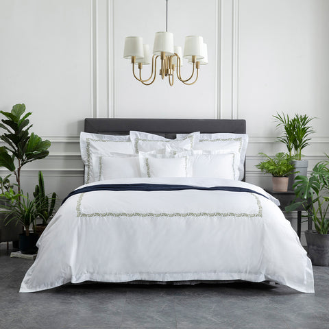 products/Duvet_Cover_Set_Chloris_Collection_Green_-_Crown_Goose_4.jpg