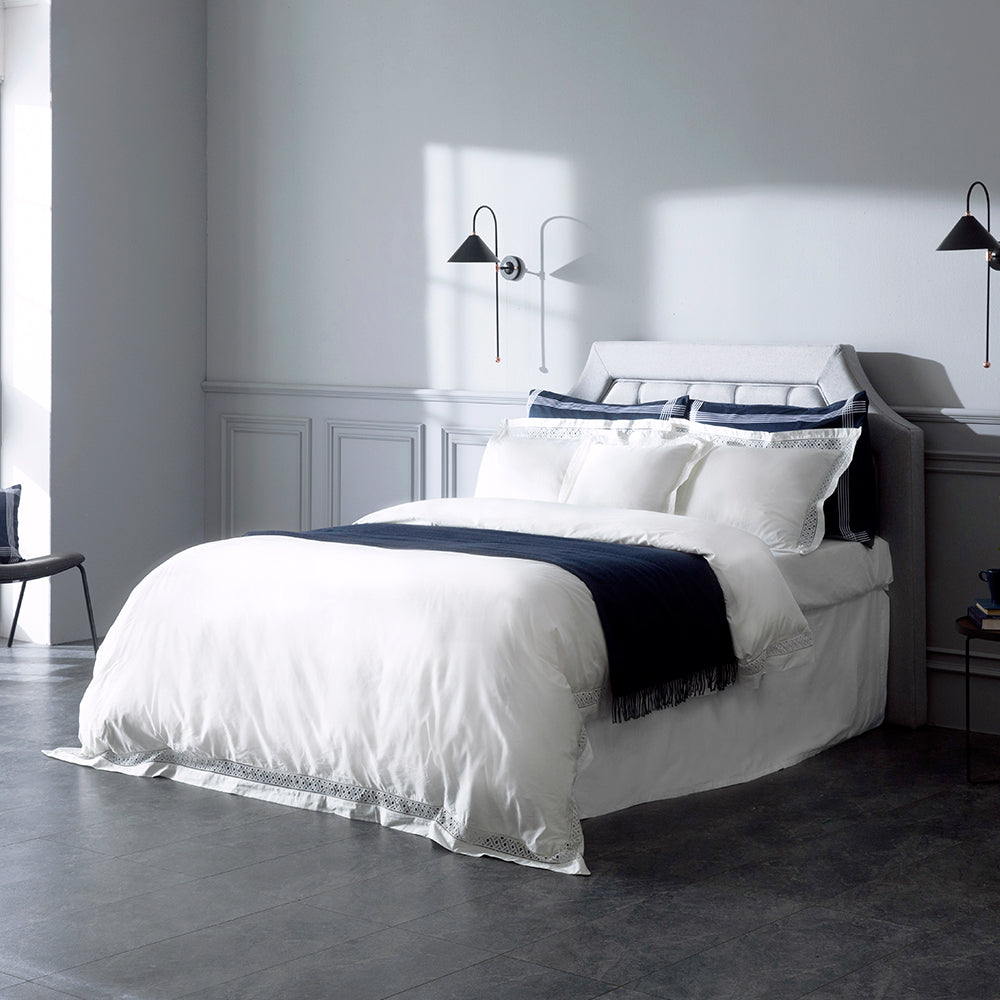 Astoa Collection, Blooming White